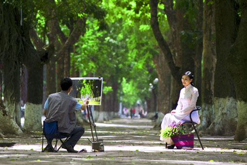 Liên hoan Ảnh nghệ thuật khu vực thành phố Hà Nội lần thứ nhất năm 2011